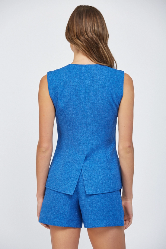 CUTAWAY FRONT HEM VEST