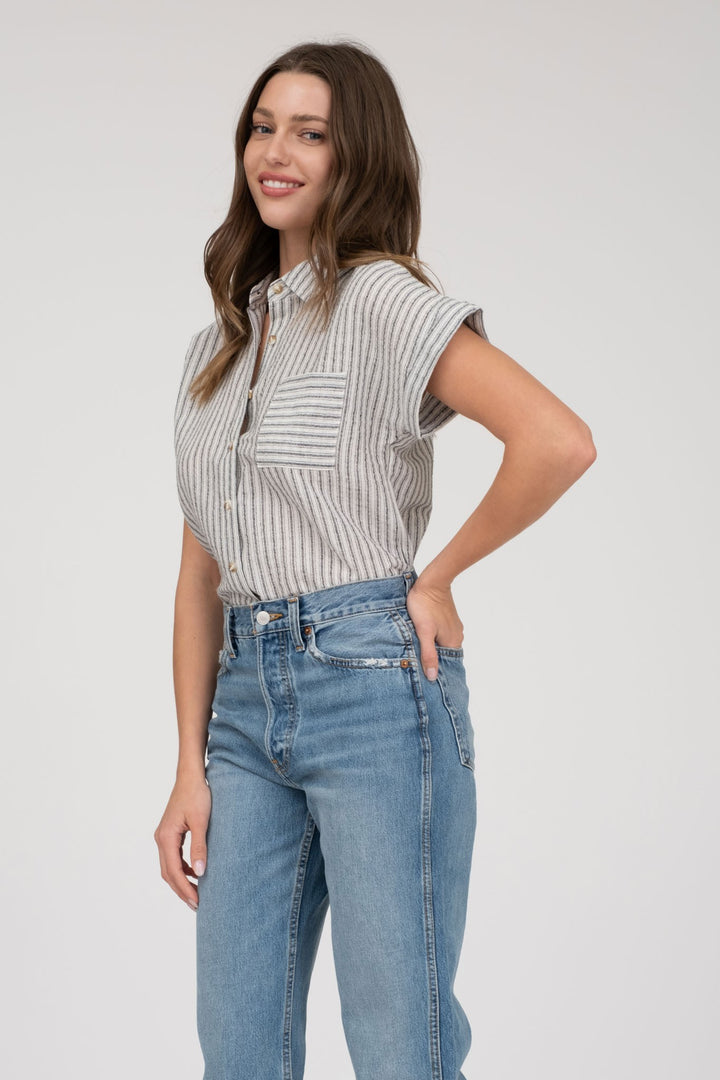 STRIPED COLLARED LINEN TOP