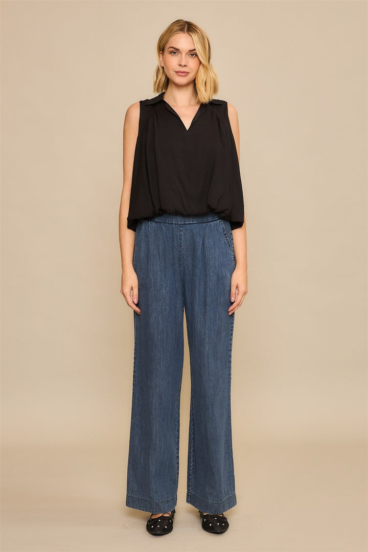 BUBBLE HEM SLEEVELESS TOP