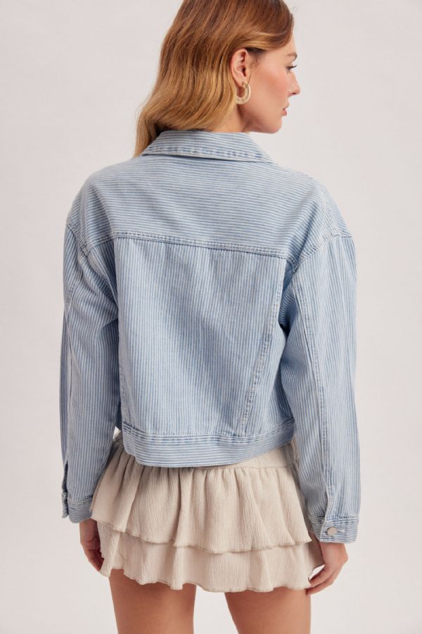 LOOSE FIT STRIPED CROP DENIM JACKET
