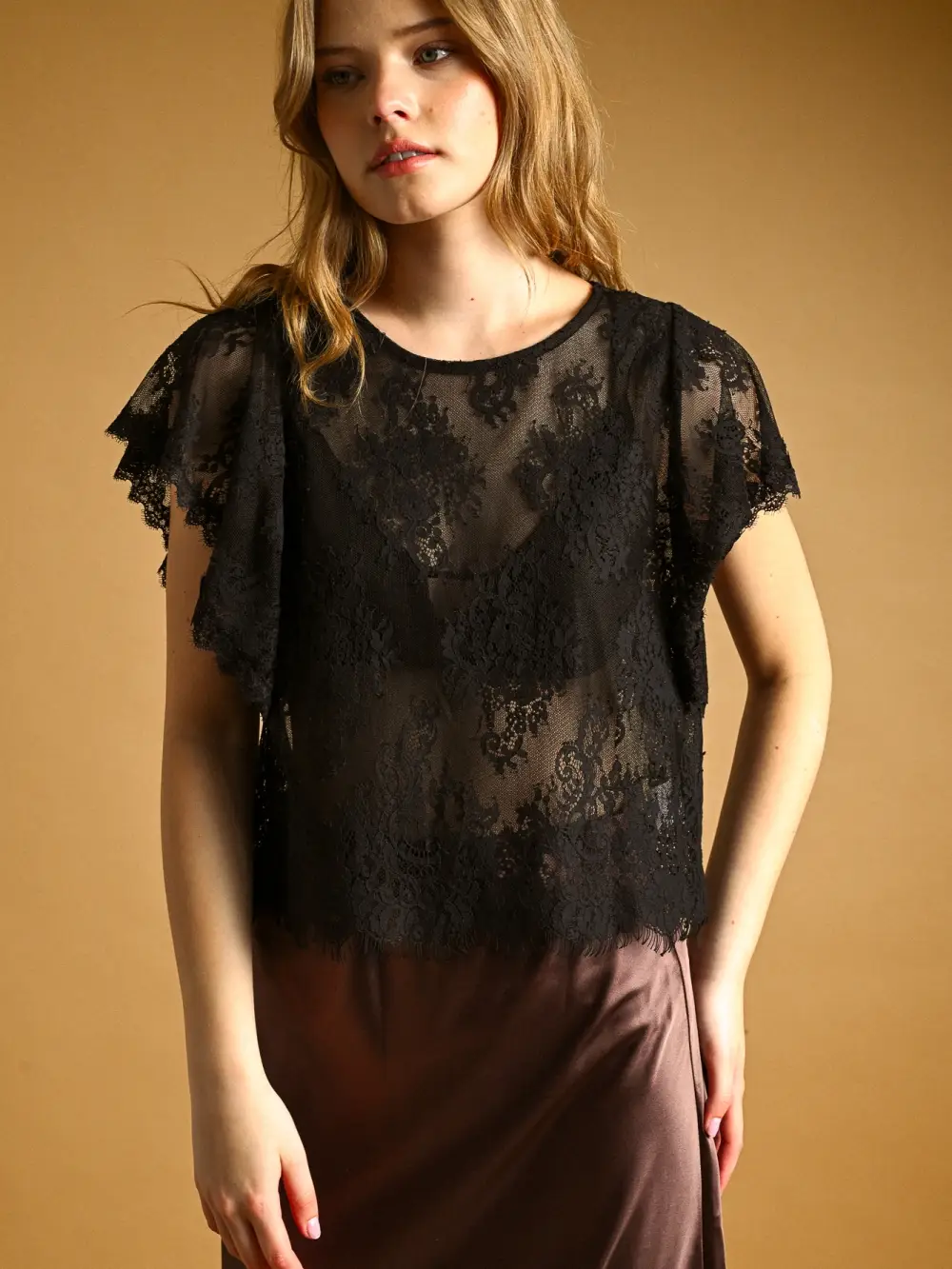 Miou Muse floral lace scalloped top in black or ecru