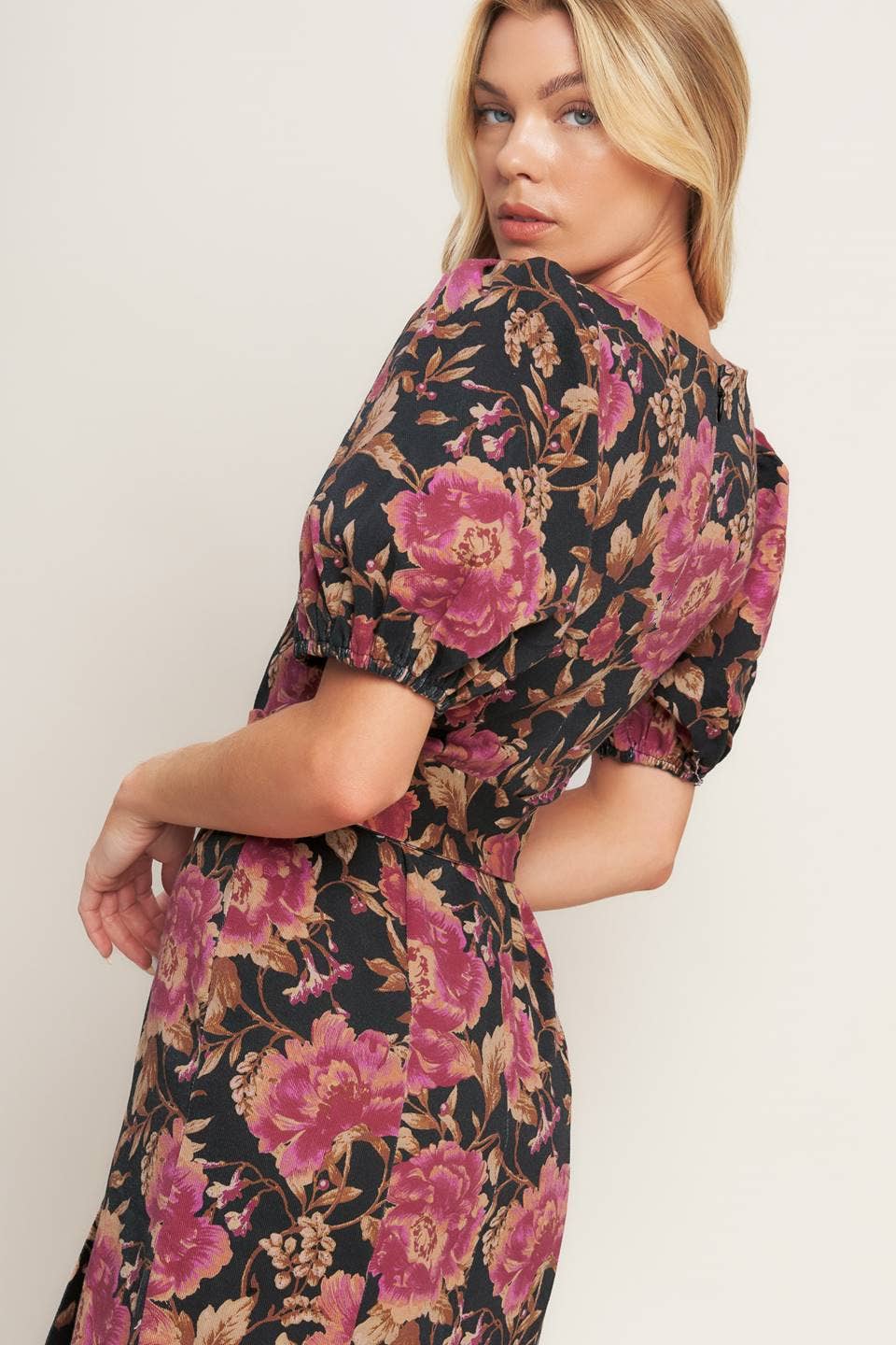 Floral Puff-Sleeve Pencil Midi Dress